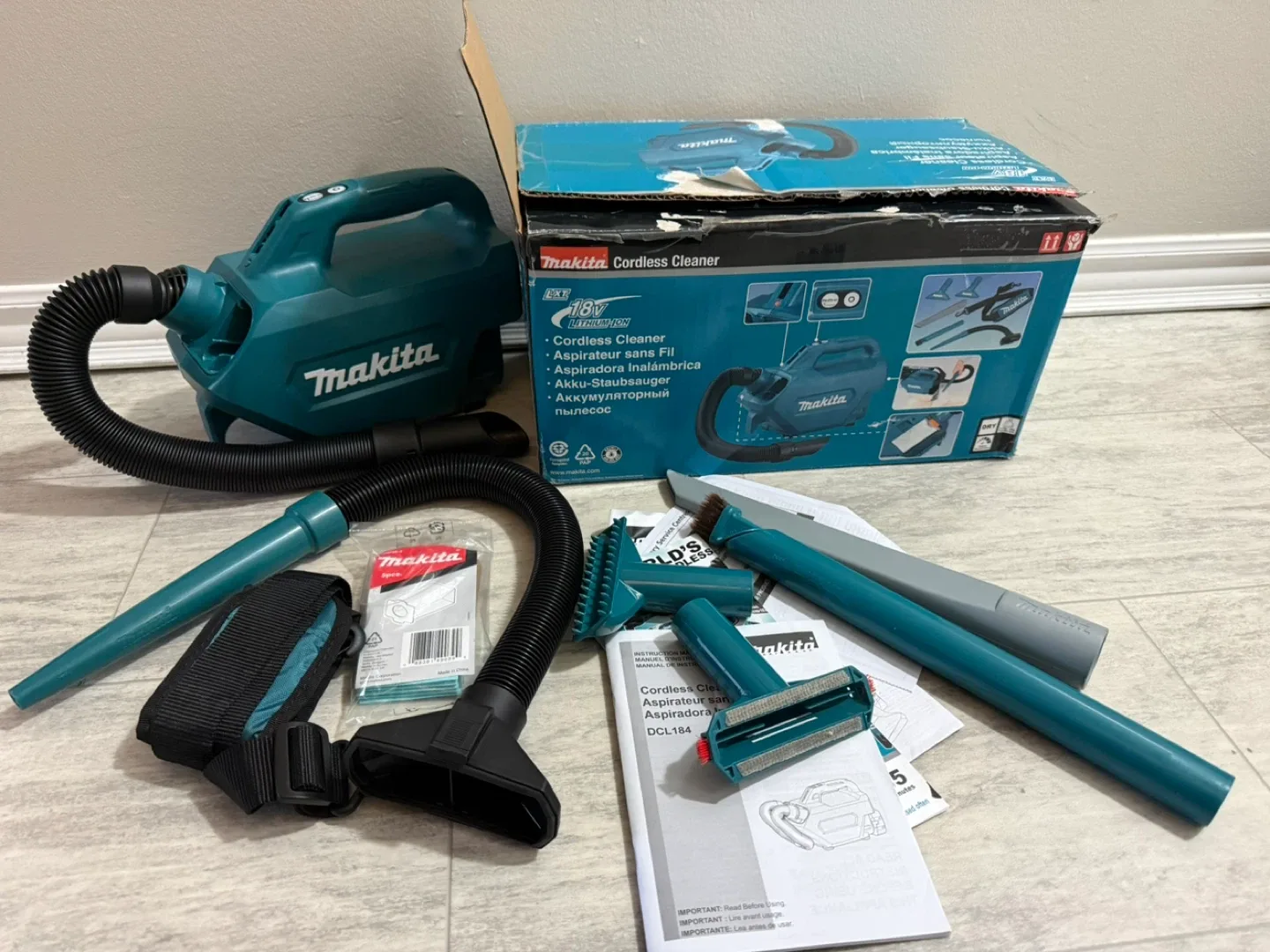 Makita 18V LXT Handheld Canister Vacuum (Tool Only image indicator(4)