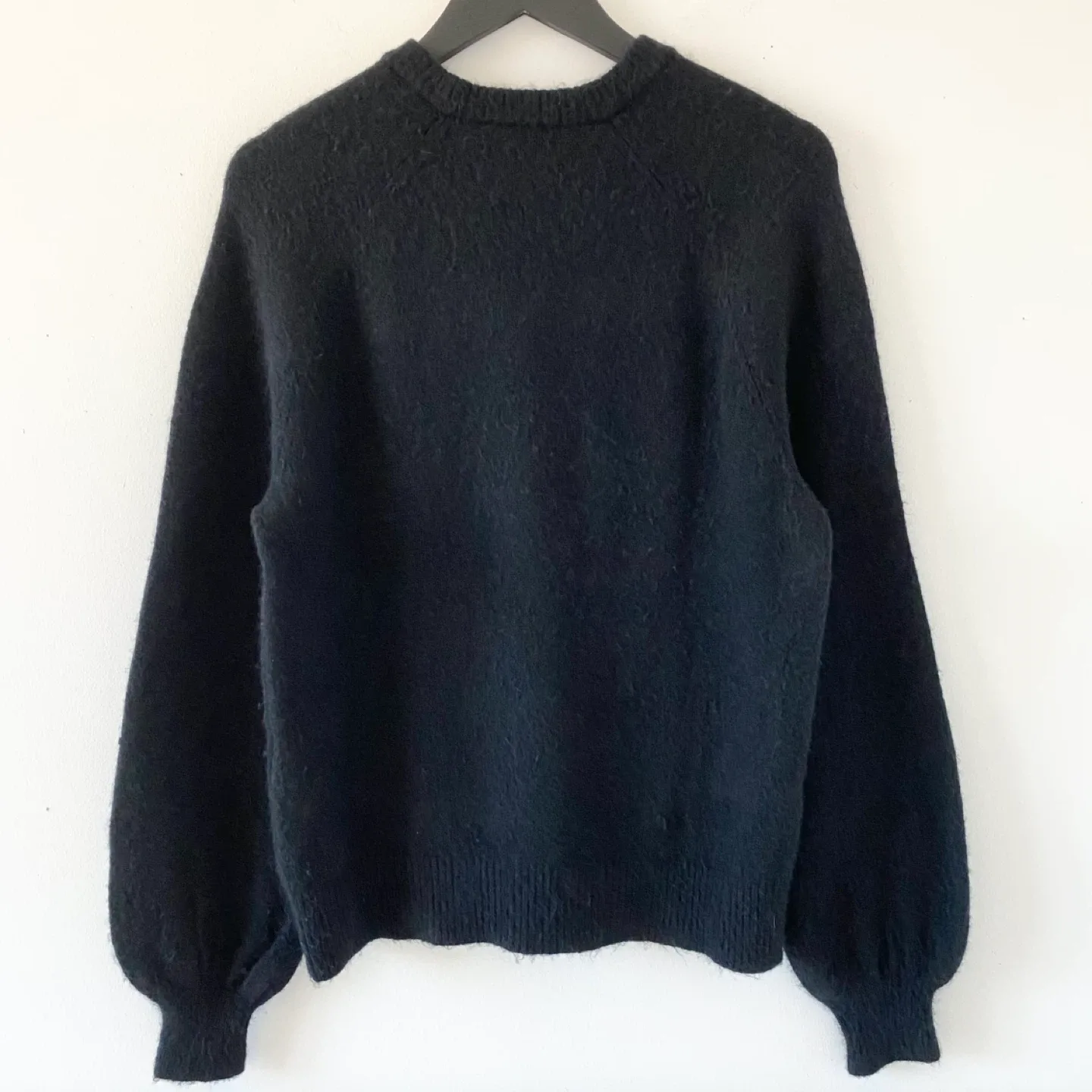 Aritzia Wilfred Sonder Sweater image indicator(5)