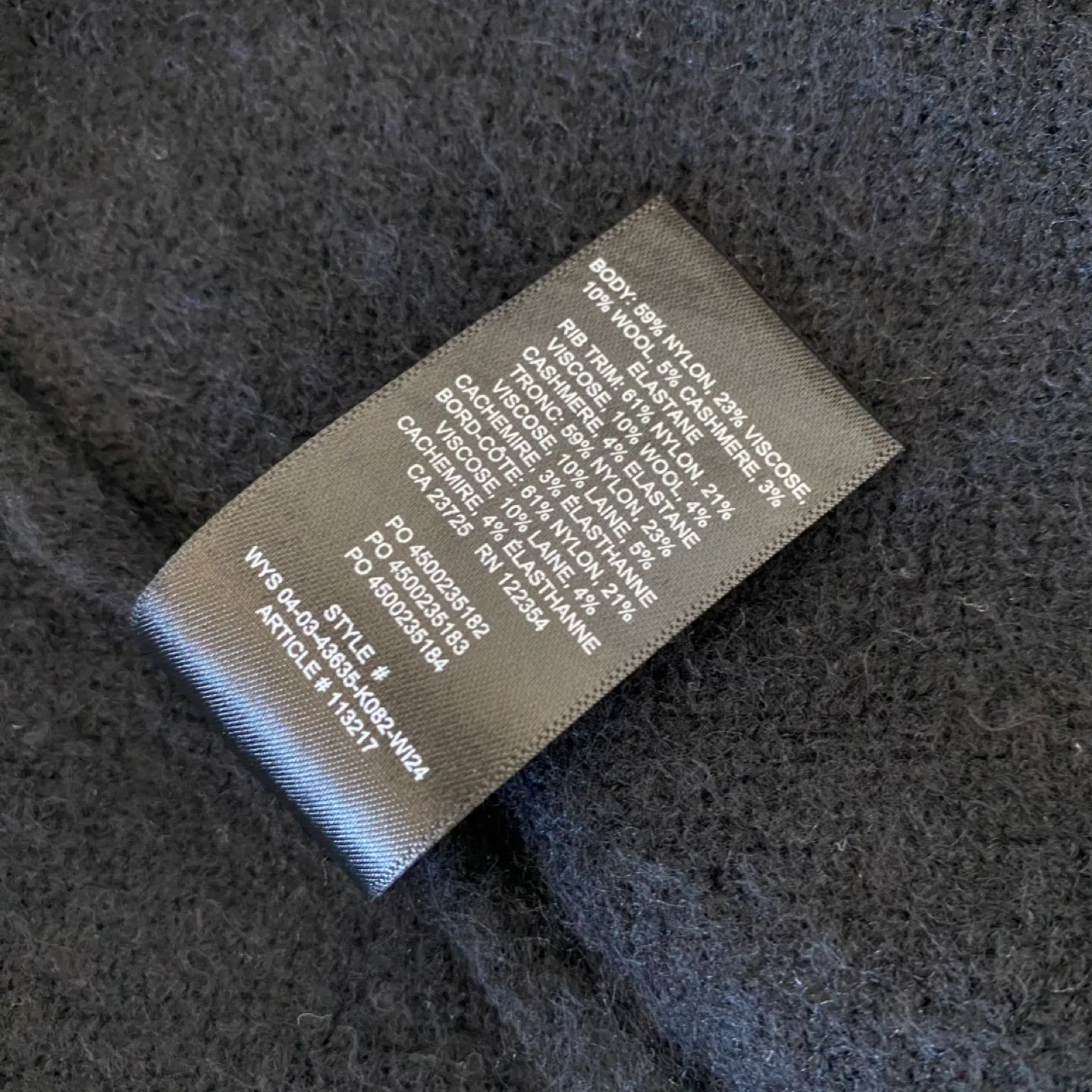 Aritzia Wilfred Sonder Sweater image indicator(10)