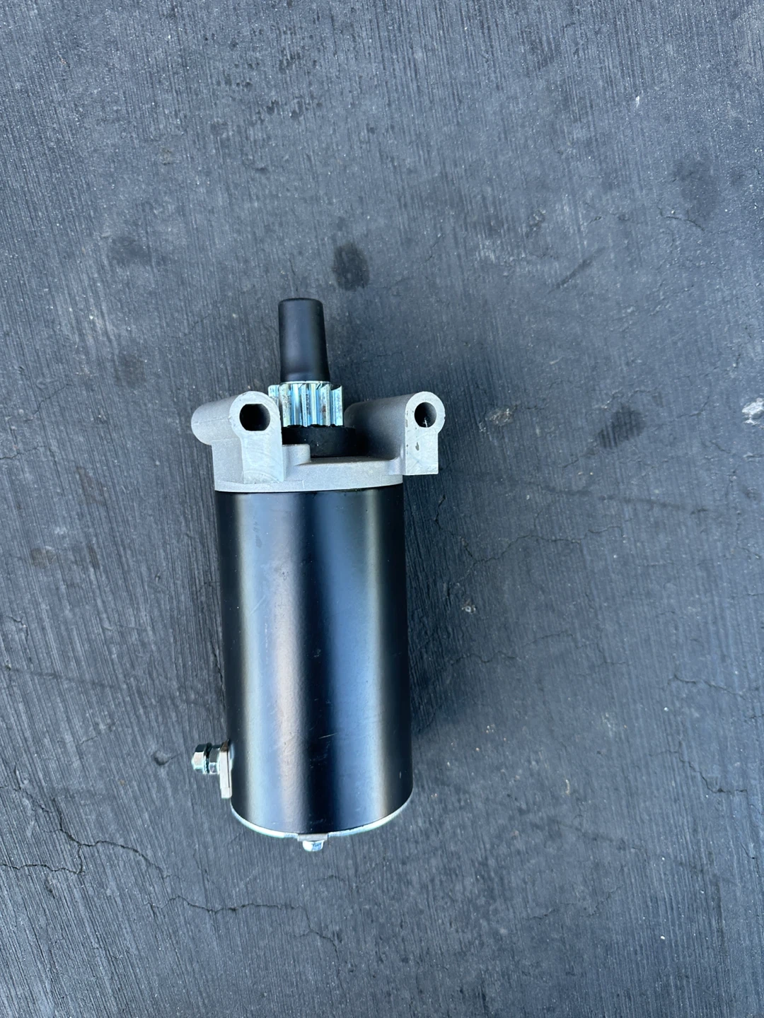 Kohler Courage Twin SV710-SV820 Starter Motor - photo 2