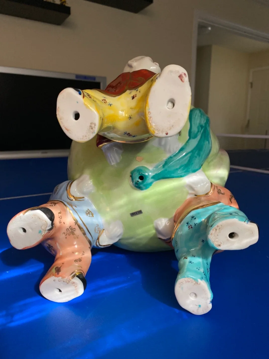 Vintage Chinese Peach Figurine with Boys image indicator(5)