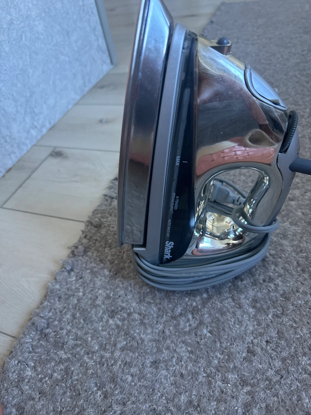 Shark Steam Iron - Fabric Selector 🧡