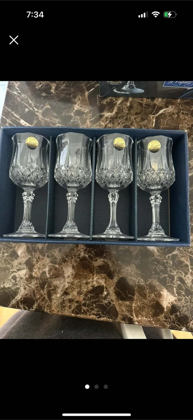 Longchamp Cristal d'Arques Wine & Whiskey Stemware Set of 4 image indicator(2)
