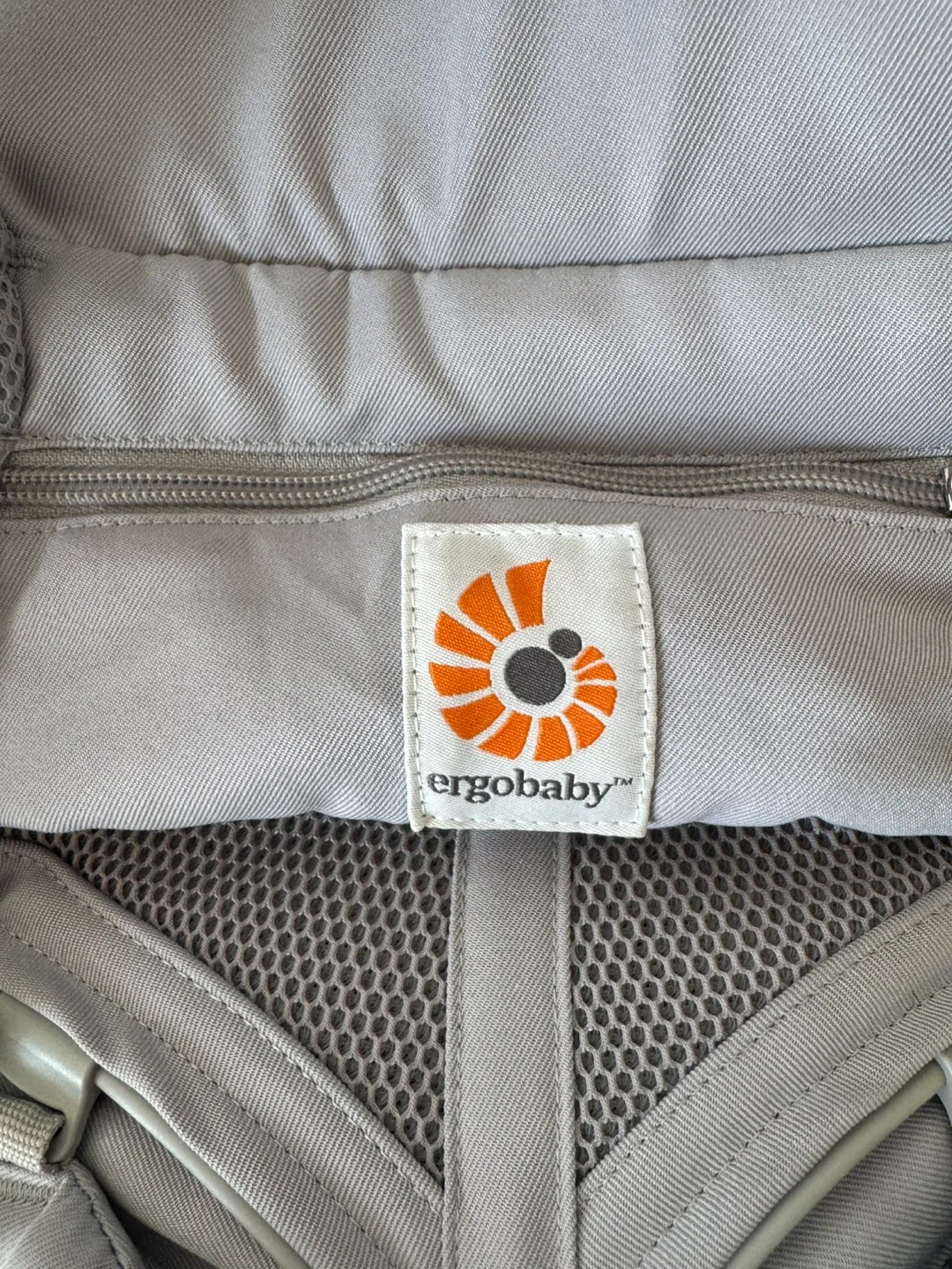 Ergobaby Omni Classic Pearl Grey Carrier image indicator(5)
