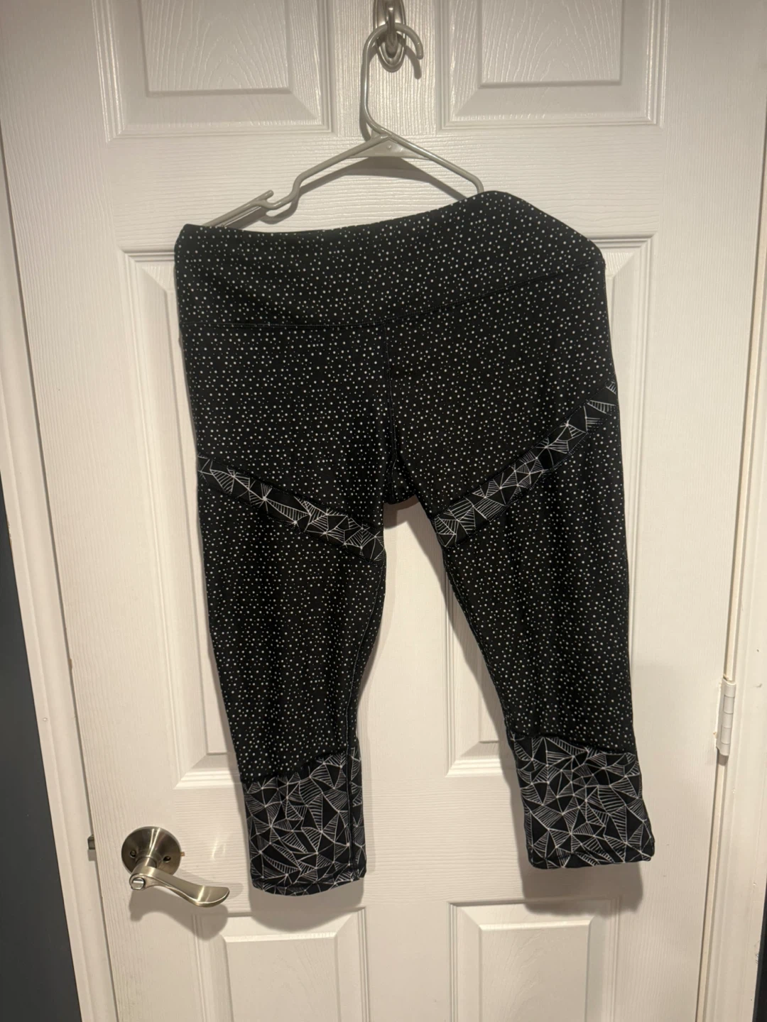 Scorpio Sol Black Patterned Leggings - Size L - photo 2