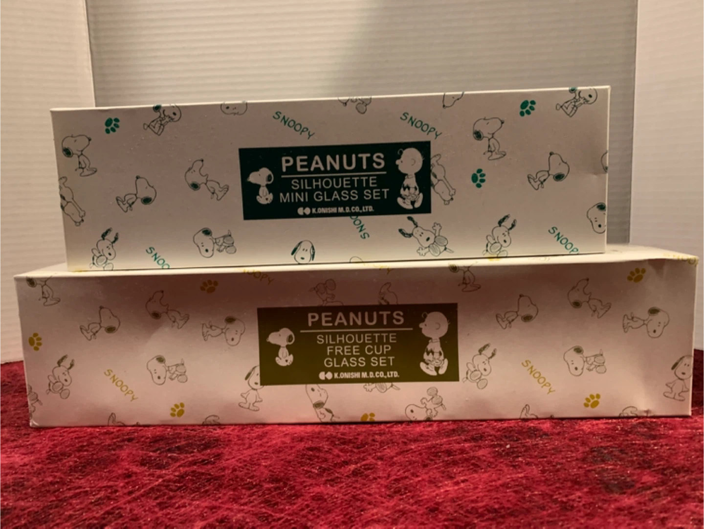 Peanuts Silhouette Free Cup Glass Set - New in Box!