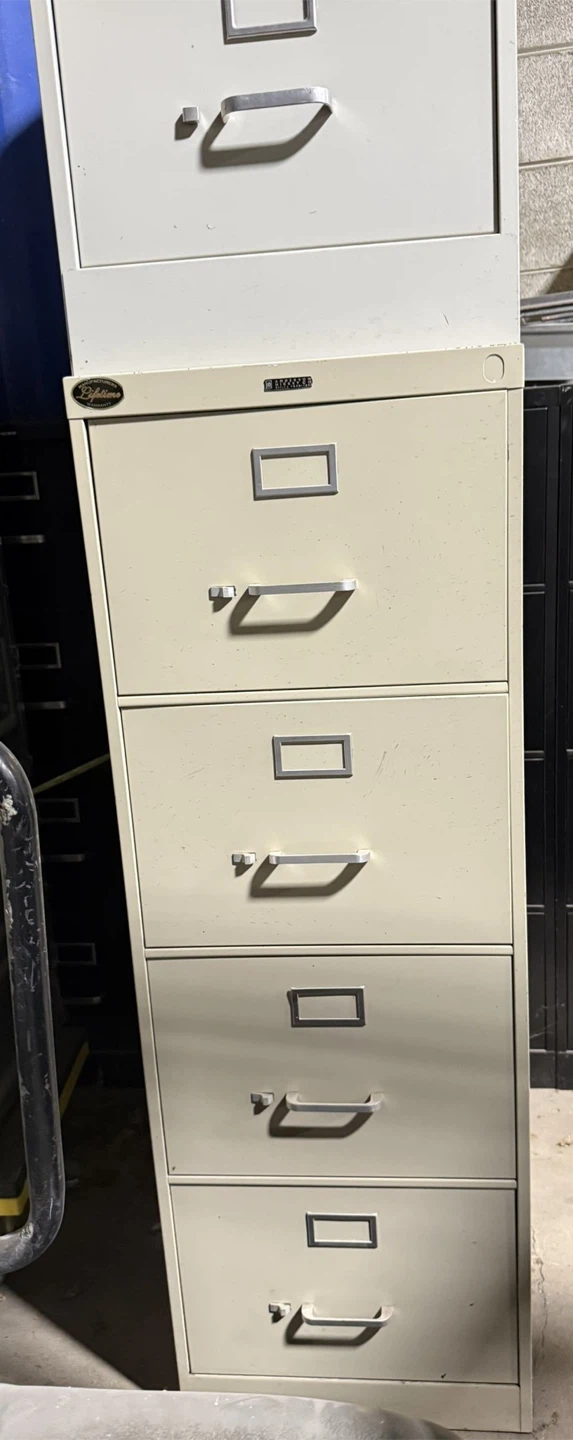 Office file cabinets - photo 2