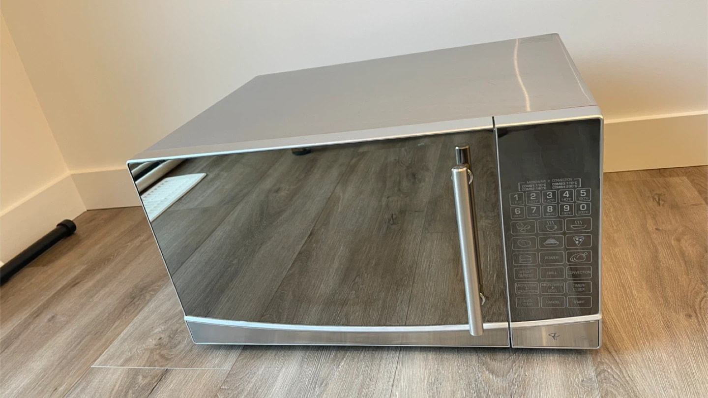 Countertop Microwave Oven