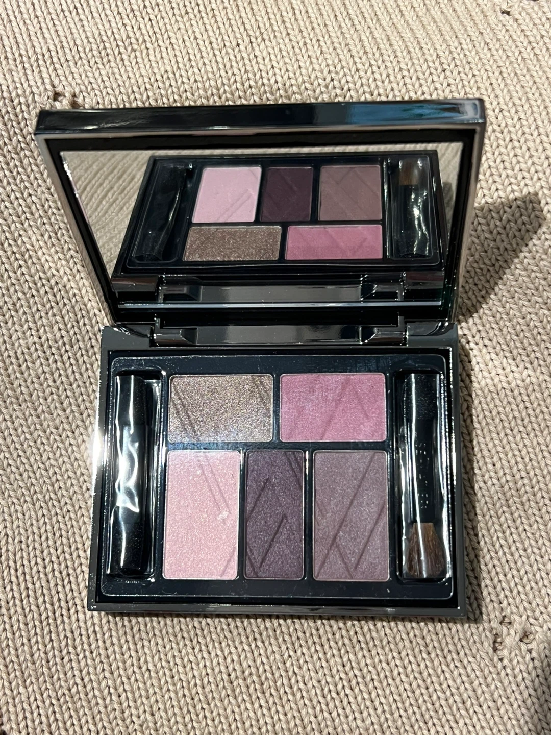 Lise Watier Dress Code 5-Colour Eyeshadow Palette - photo 2