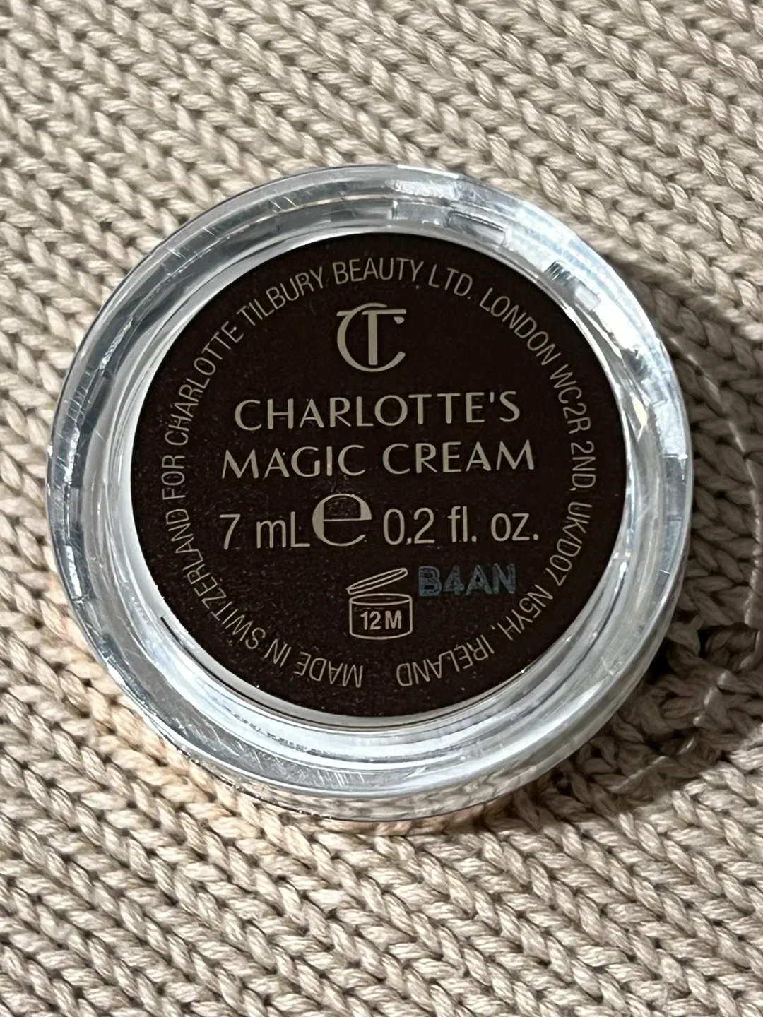 Charlotte Tilbury Magic Cream - 7ml image indicator(4)