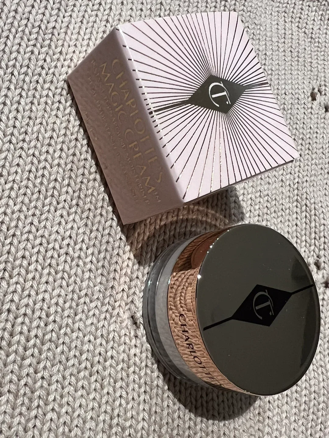 Charlotte Tilbury Magic Cream - 7ml image indicator(5)