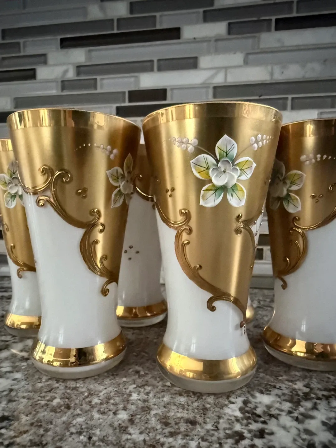 Vintage Gold & White Floral Pitcher with 6 Glasses image indicator(7)