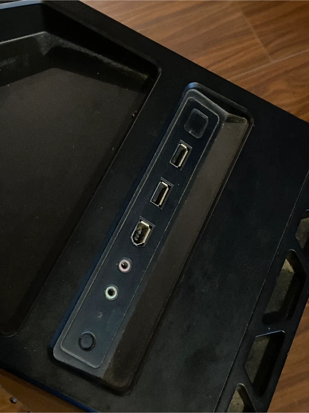 Black PC Case Antech Design image indicator(3)