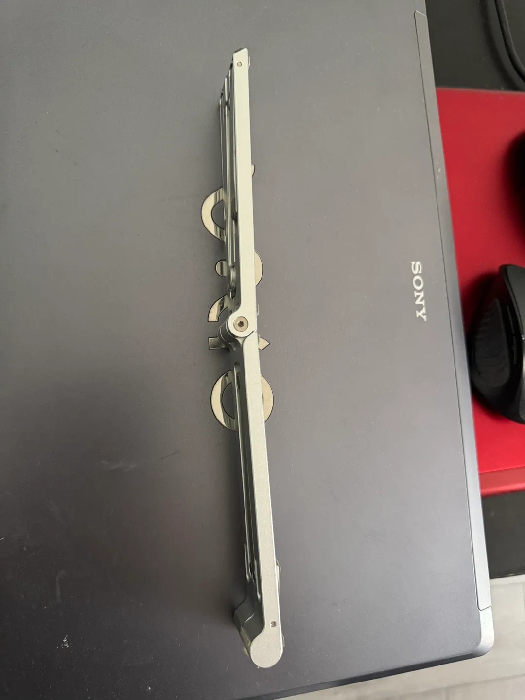 Adjustable Laptop Stand - Silver image indicator(5)