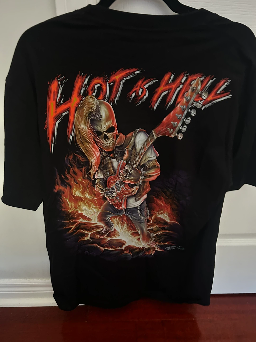 Rock Chang 'Hot as Hell' Graphic T-Shirt - Size L - photo 2