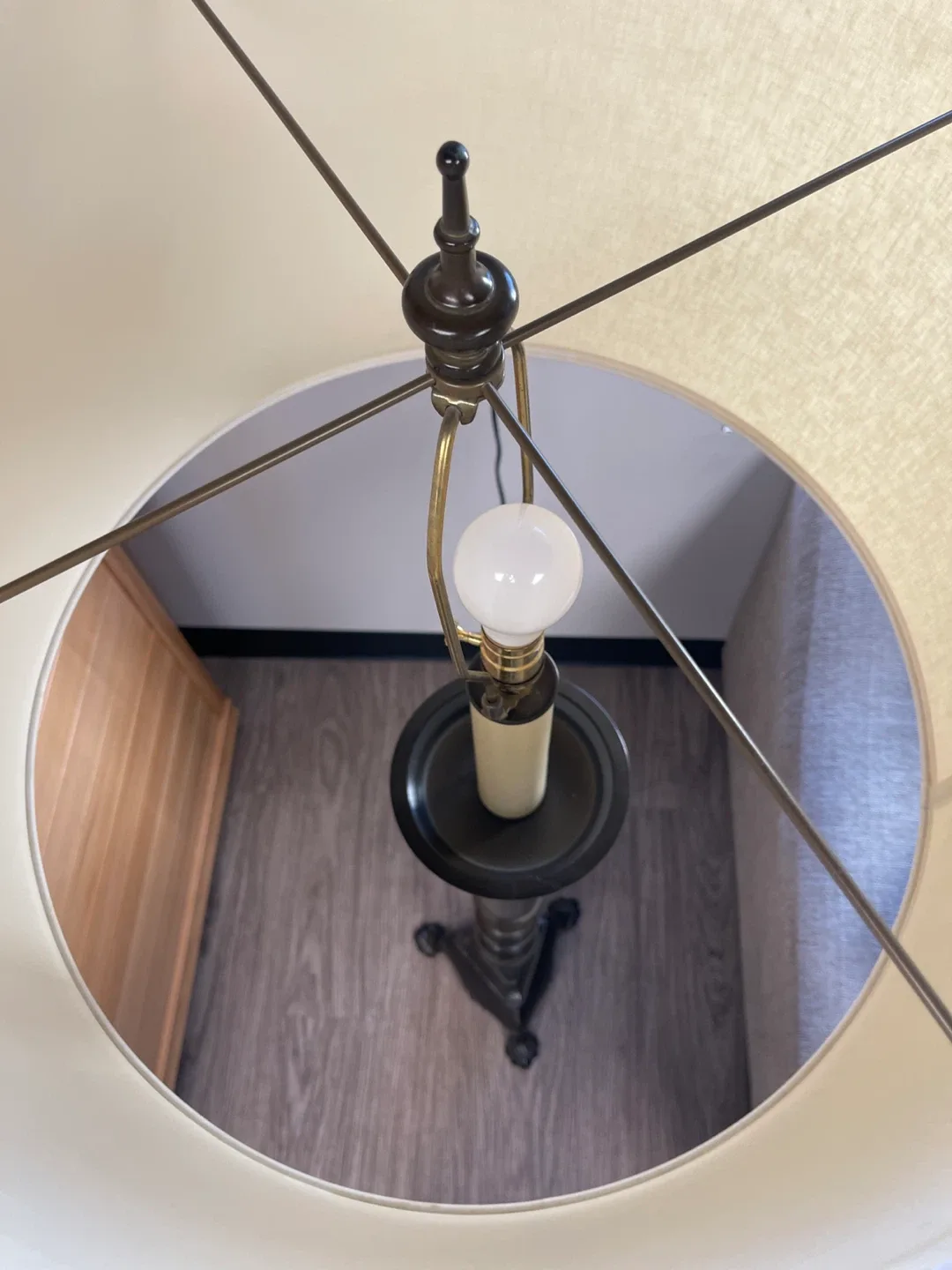 Heavy Weighted Floor Lamp Tri light image indicator(3)