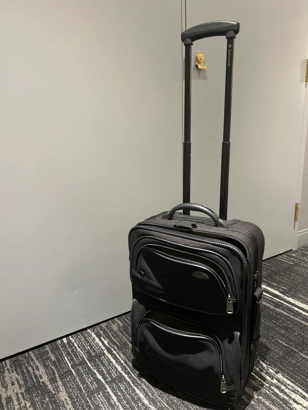 Samsonite Black Carry-On Suitcase thumbnail