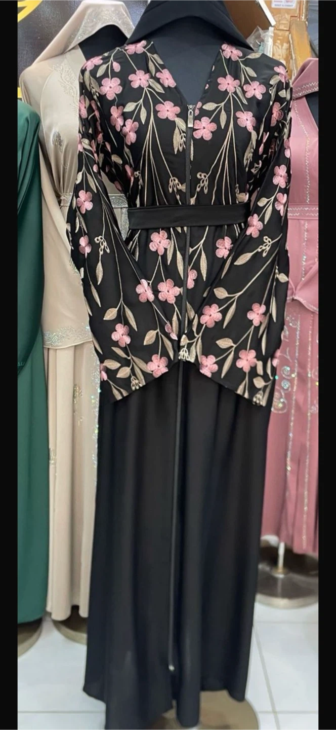 Elegant Abayas - photo 3