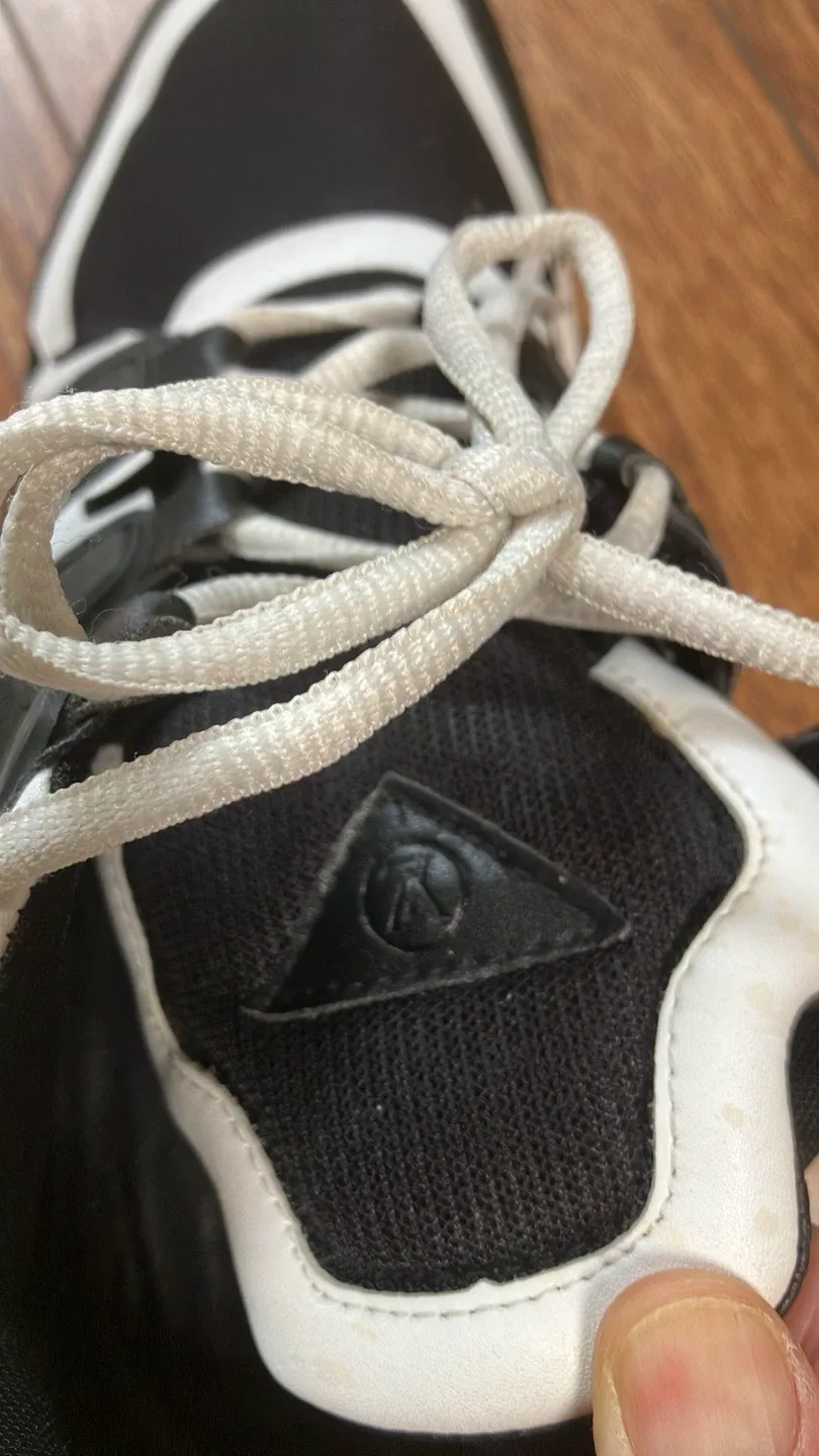 Louis Vuitton Black & White Sneakers image indicator(6)