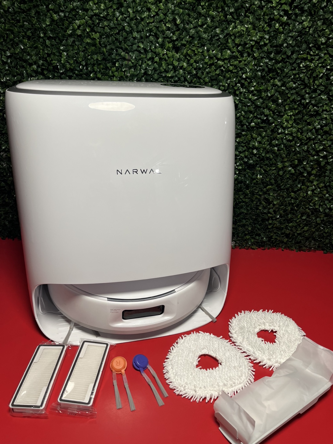 Narwal Freo Robot Vacuum & Mop Combo