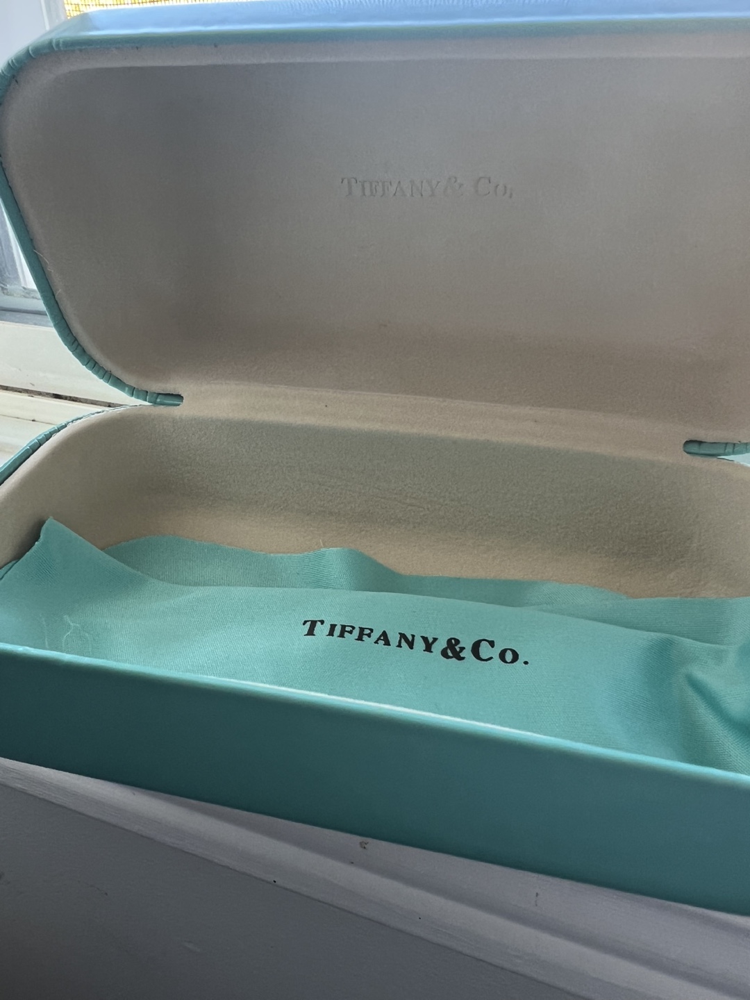 Tiffany & Co. Eyeglasses Case & Cloth - photo 5