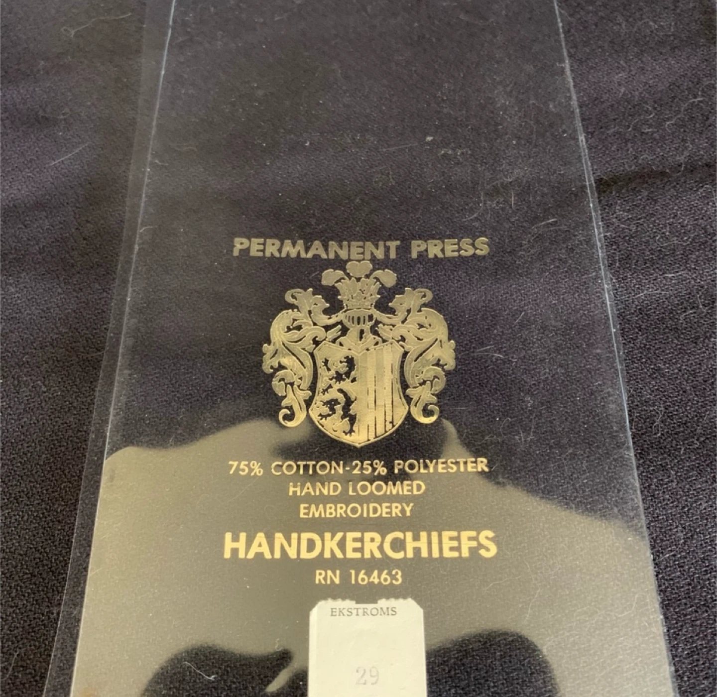 Vintage Handkerchiefs 🧡 - photo 2