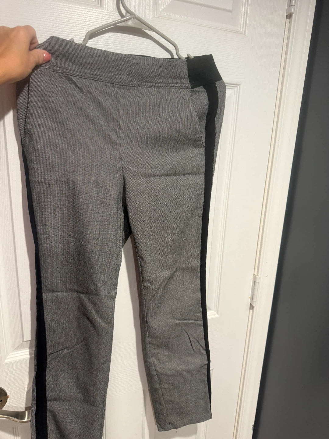 Simply Vera Wang Gray Pants Size M - photo 3