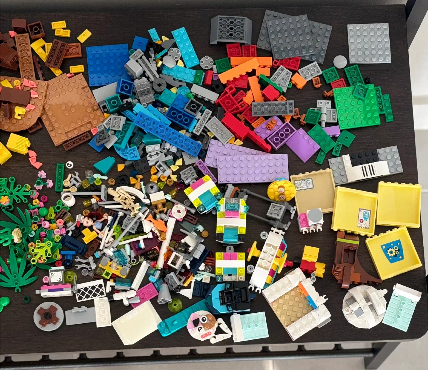 Bulk Lego Collection image indicator(3)