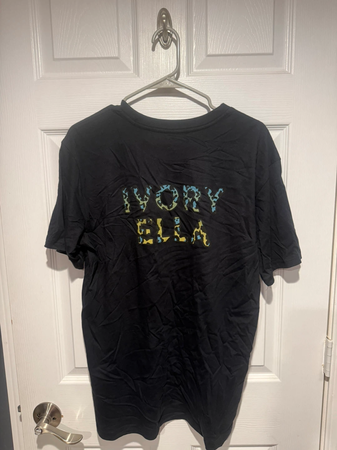 Ivory Ella Black T-Shirt - photo 2