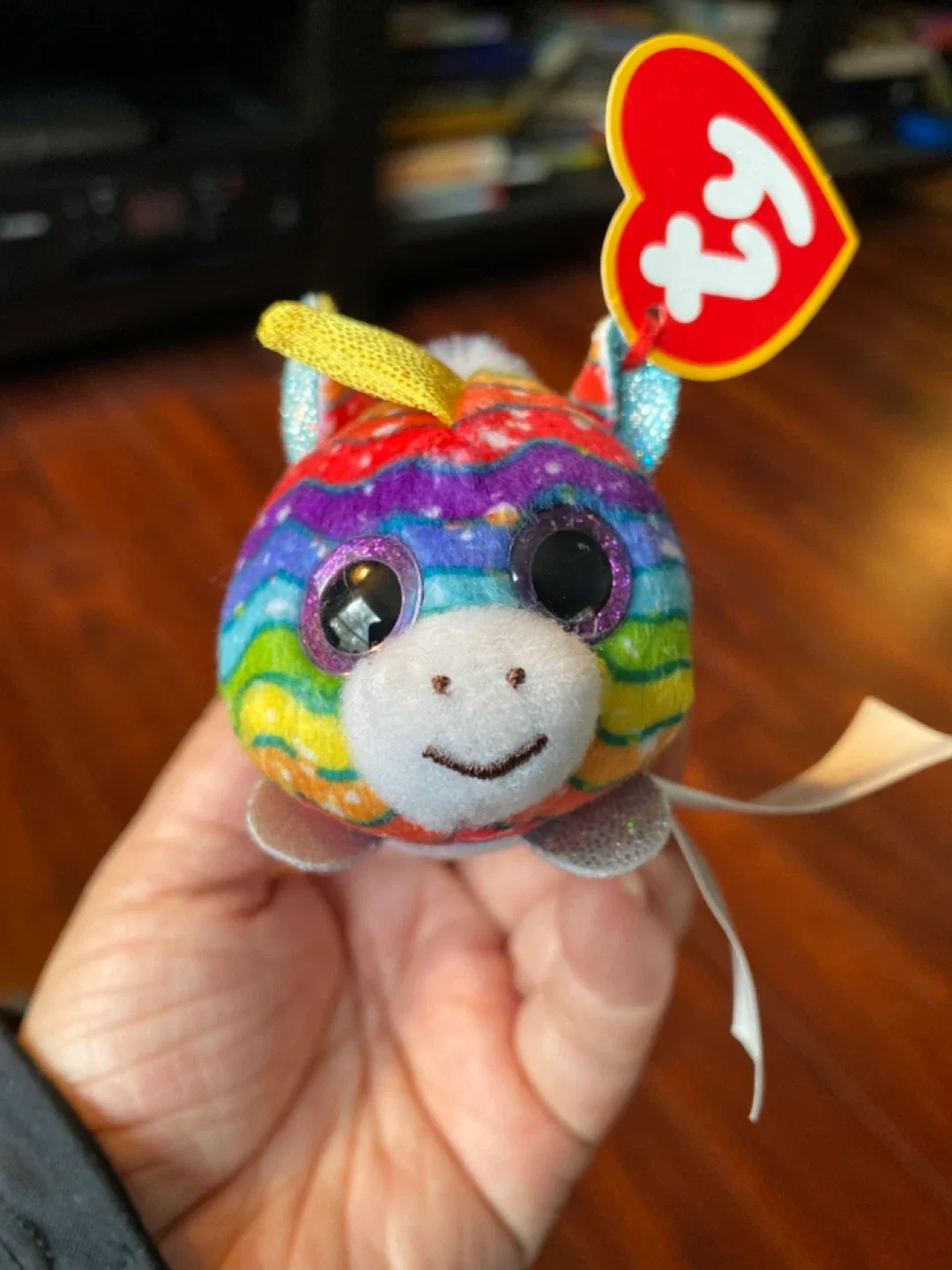 Ty Beanie Boos Pocket the Penguin & Star the Unicorn image indicator(2)