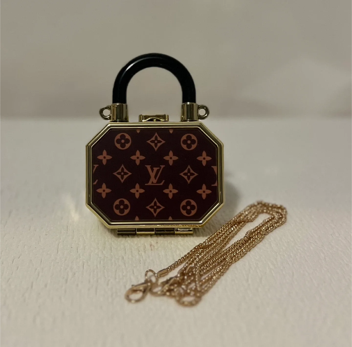 Louis Vuitton & Gucci Mini Bag Mirror Necklace thumbnail