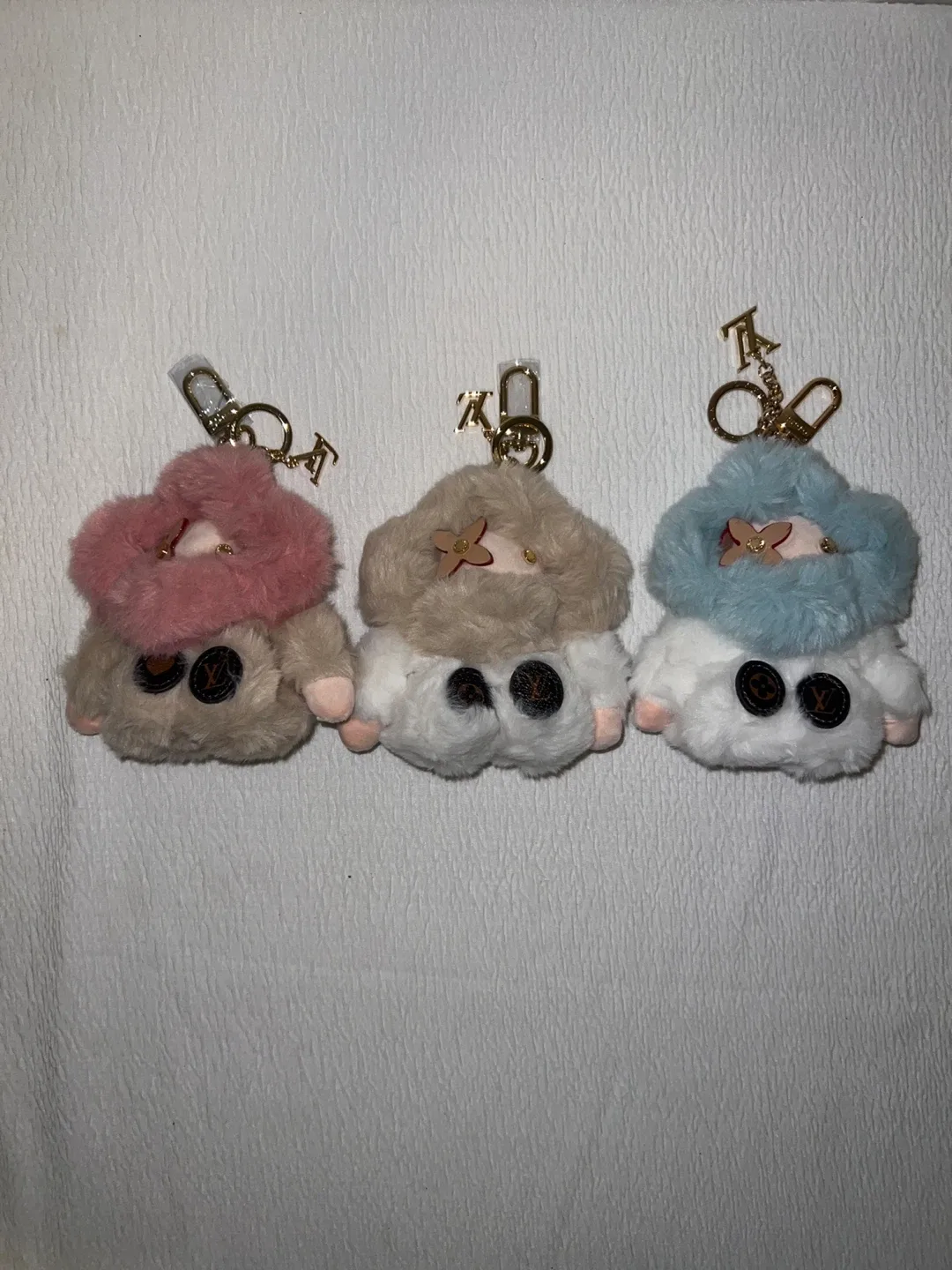 Louis Vuitton Keychains thumbnail
