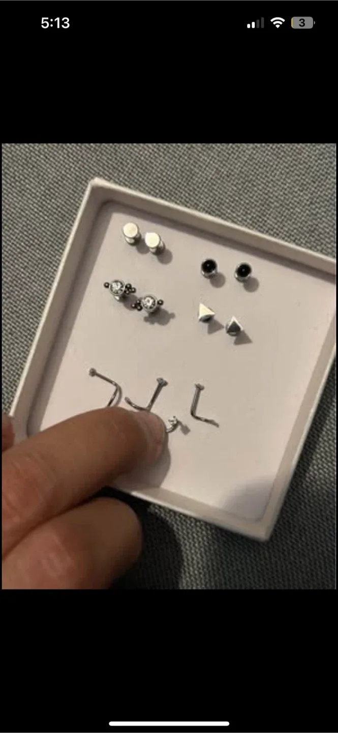 Earring Studs surgical steel 20g image indicator(2)