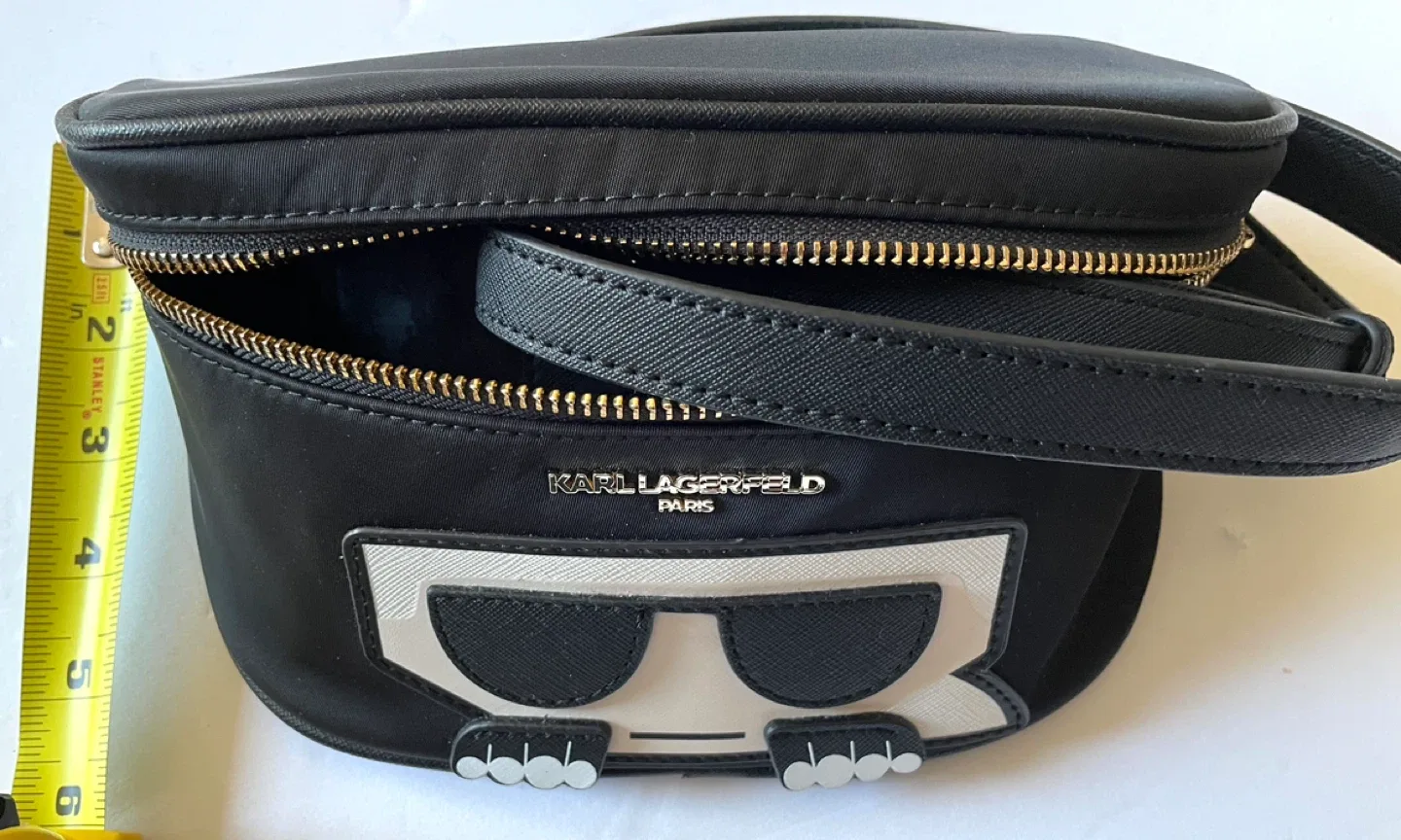 Karl Lagerfeld Paris Black Belt Bag image indicator(3)