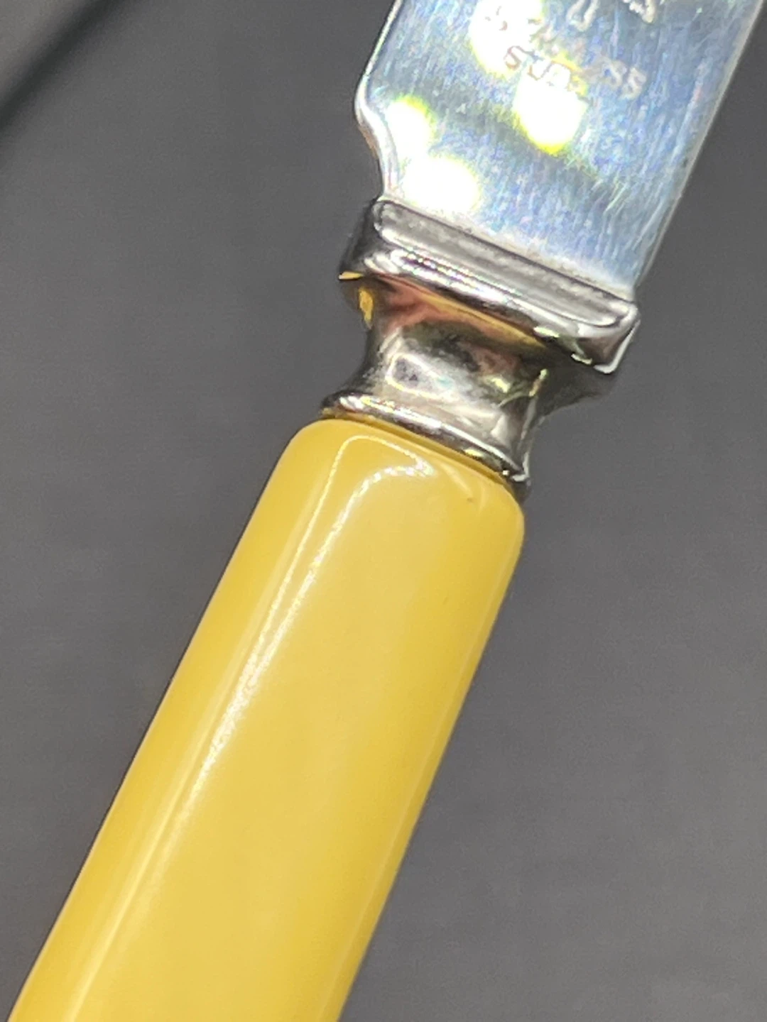 vintage Dinkee knives with Bakelite handles butter knives - photo 3