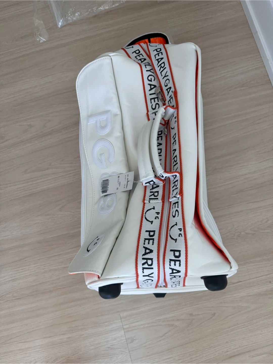 Authentic PG89 new golf bag with wheels and handle