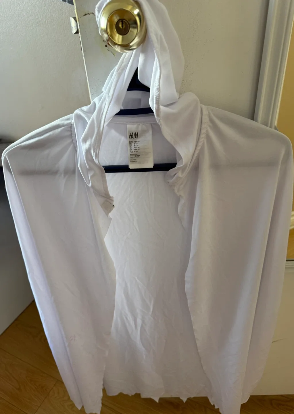 H&M White Halloween Costume Cape - Size M🧡 image indicator(4)