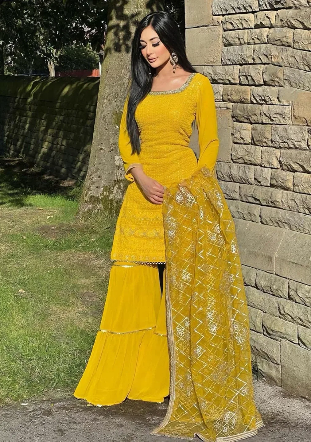 Woman’s Kurta 3-pieces Set WORN ONCE ONLY  Size: XL 🪔 thumbnail
