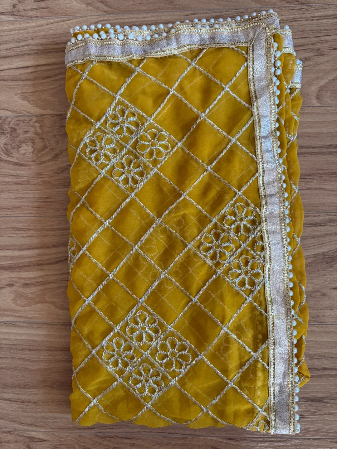 Woman’s Kurta Set 💰Price Negotiable! WORN ONCE ONLY  Size: XL 🪔 image indicator(4)