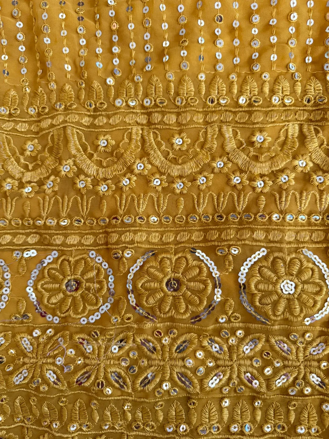 Woman’s Kurta Set 💰Price Negotiable! WORN ONCE ONLY  Size: XL 🪔 image indicator(6)