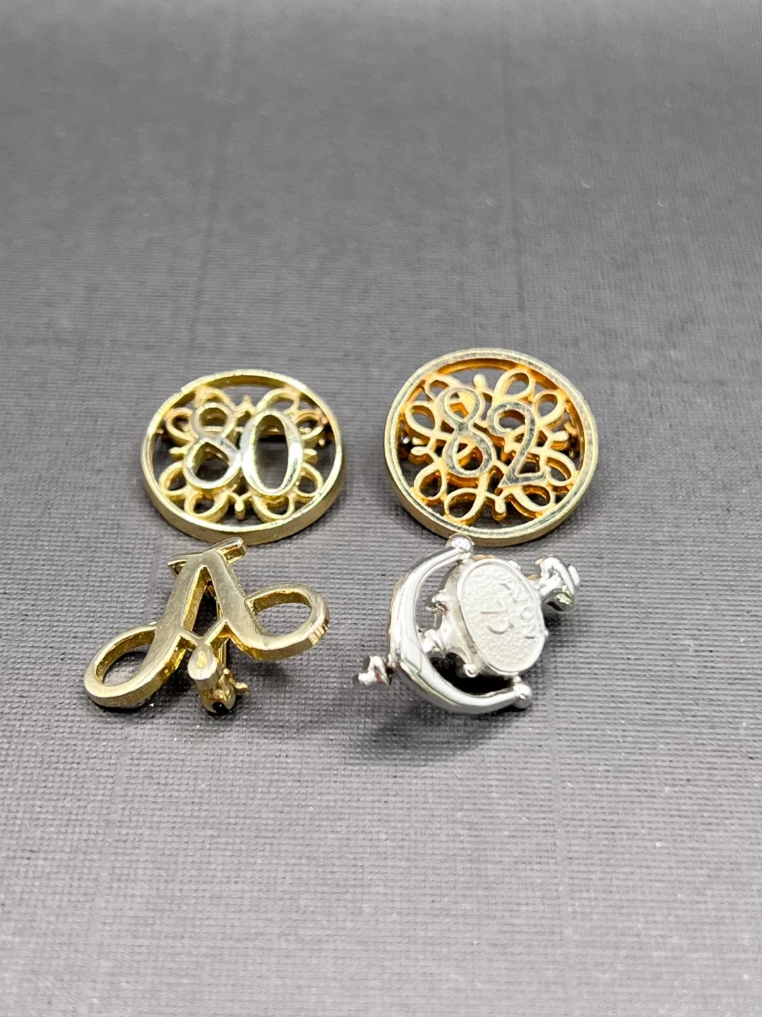 Vintage Avon  Brooches set of 4 thumbnail