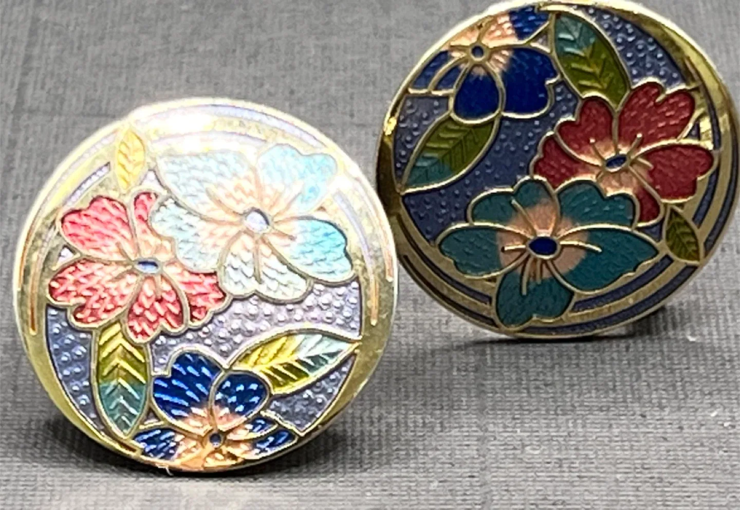 Vintage Floral Bouquet Rococo Clip-on Earrings thumbnail