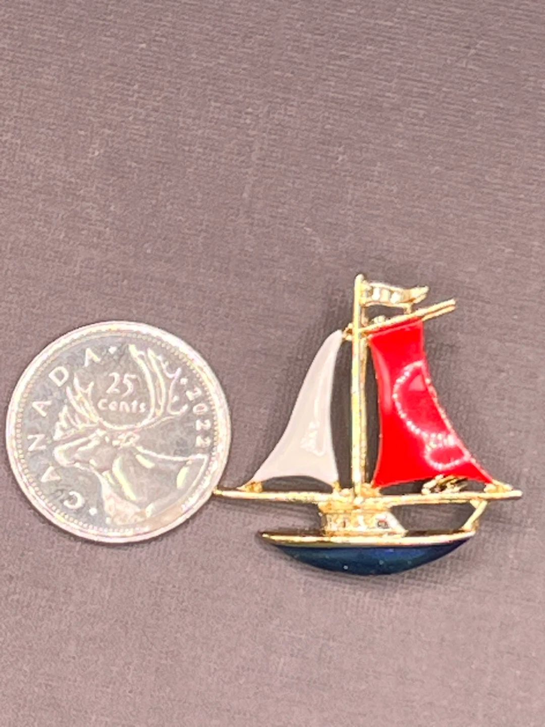 Vintage Brooch Set - Sailboat, Hand, Wishbone - photo 5
