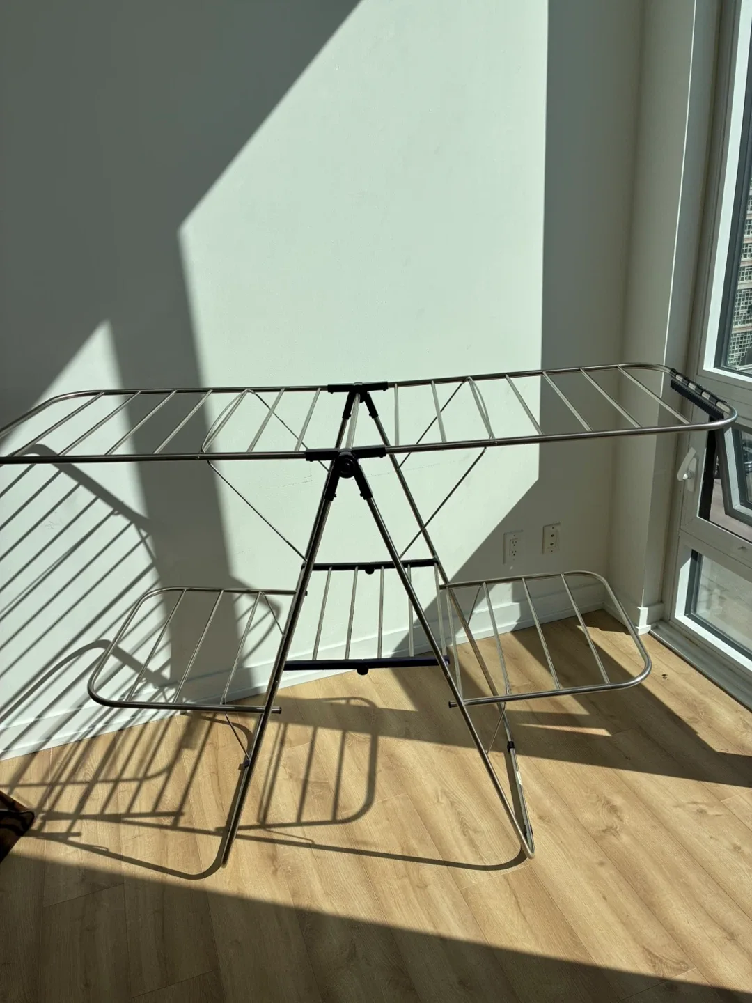 Clothes Drying Rack thumbnail