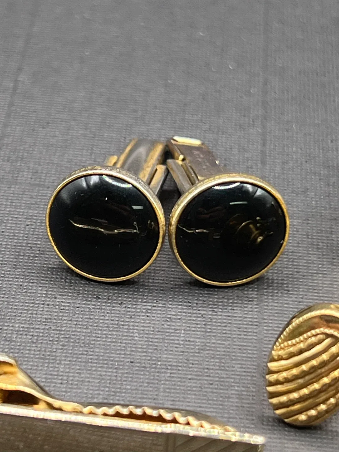 Vintage Cufflink and Tie Clip Set image indicator(4)