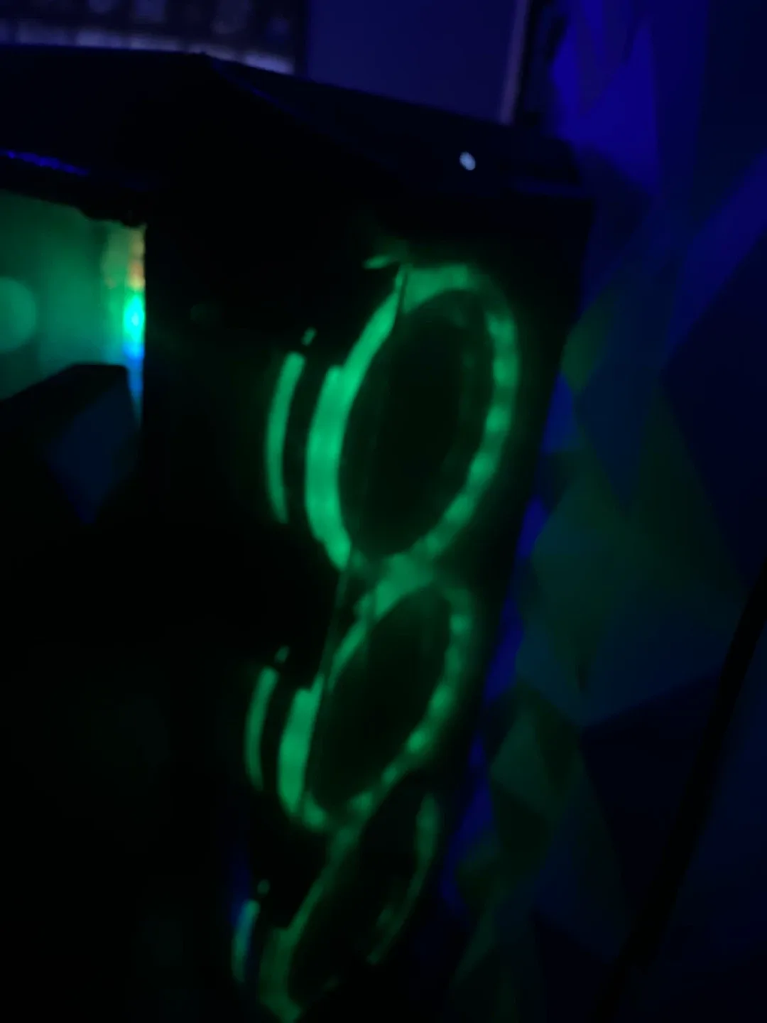 GAMING PC | EVGA GeForce GTX 1070 Graphics Card image indicator(4)