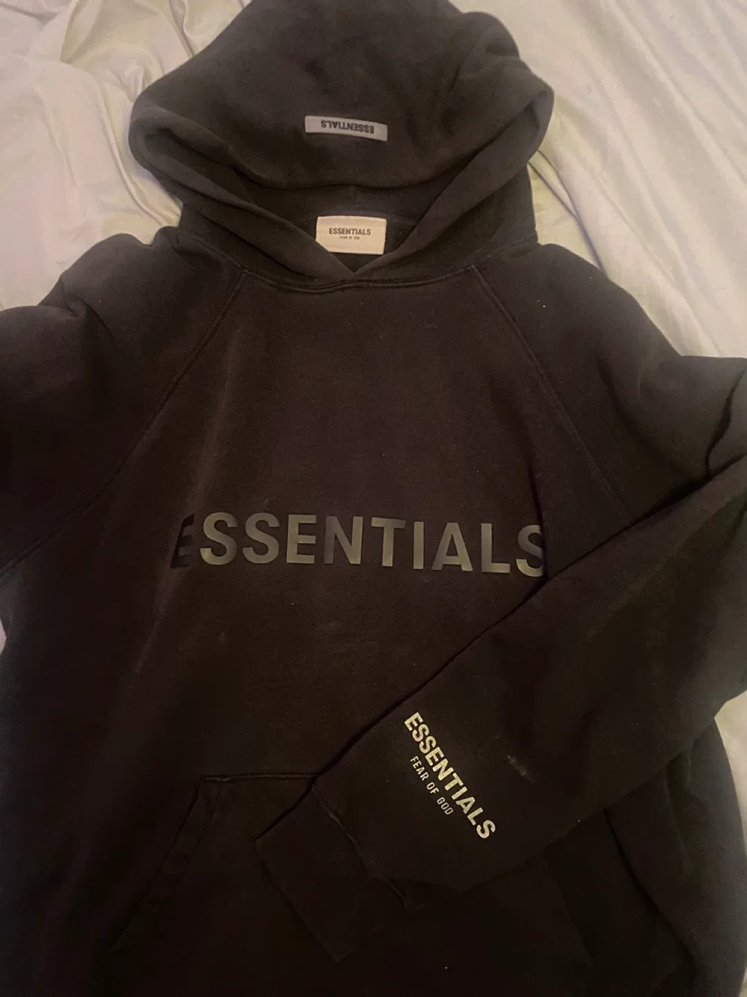 Essentials Fear of God Hoodie image indicator(2)