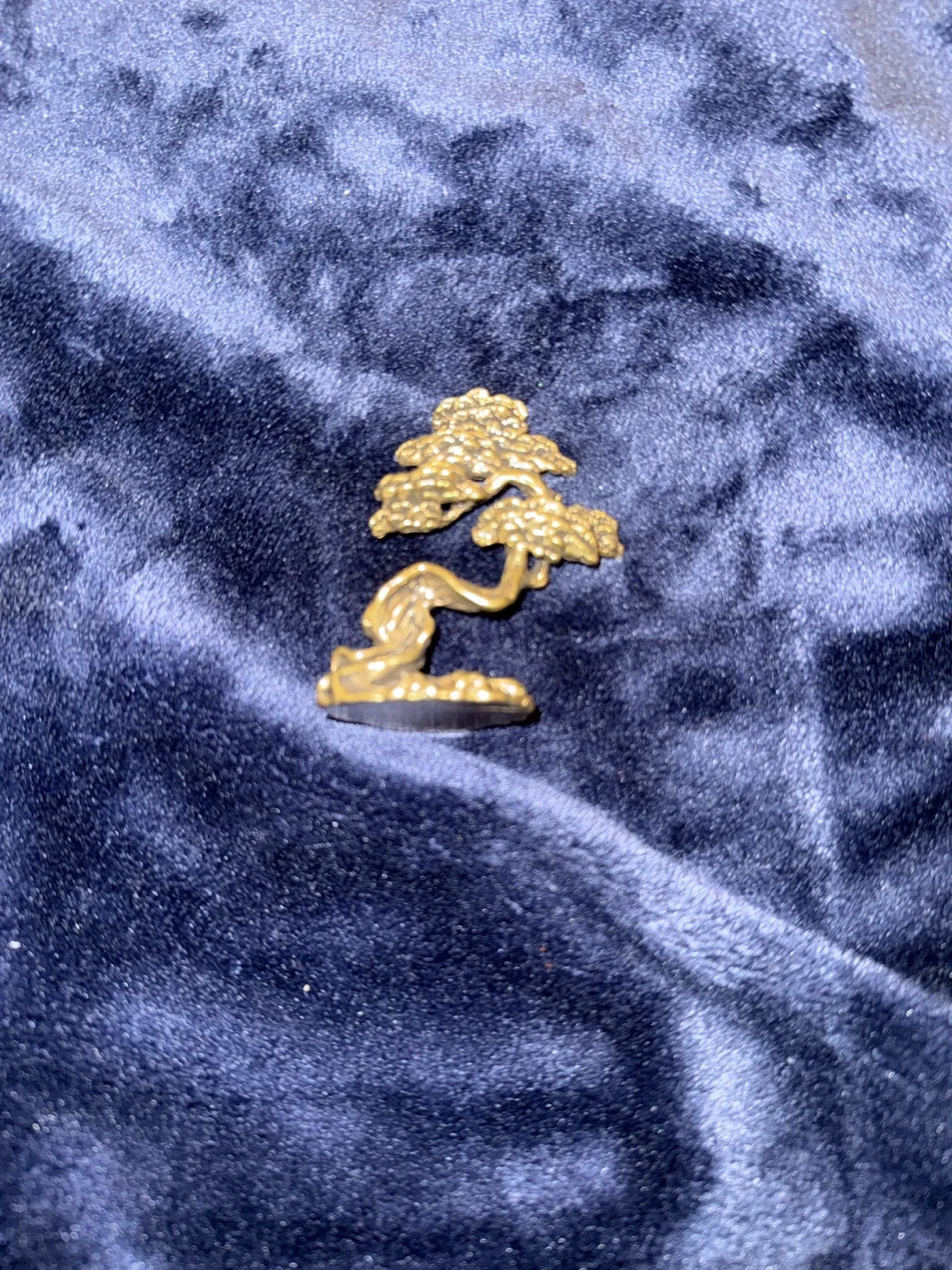 Metal Bonsai Tree Figurine