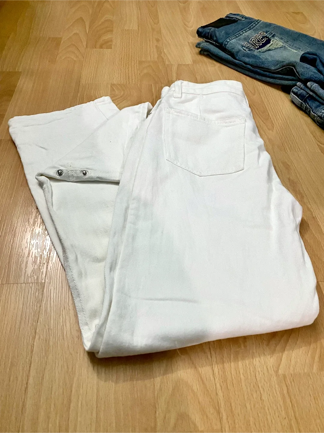 Women’s High Waist Jeans - XS image indicator(5)