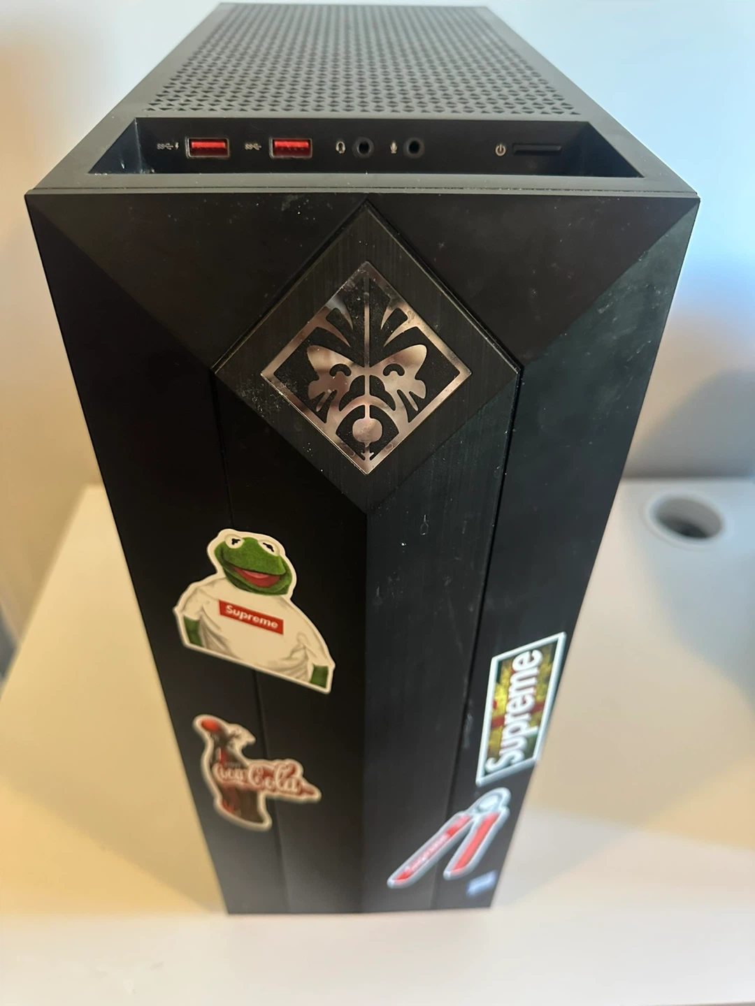 HP OMEN Obelisk Gaming PC – i7-9700, RTX 2060, 16GB RAM